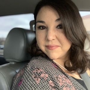 Meet your Posher, Janessa